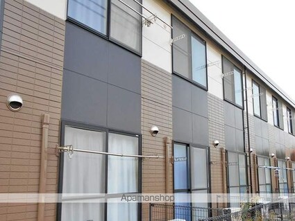 レオパレス新名[2DK/49.68m2]の外観2