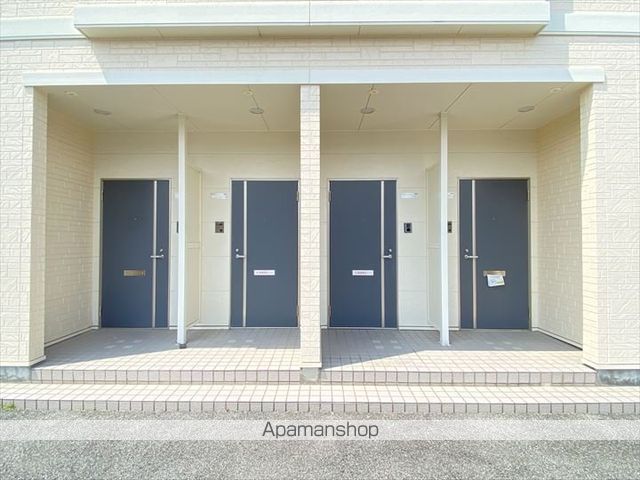 サウスコートの玄関写真