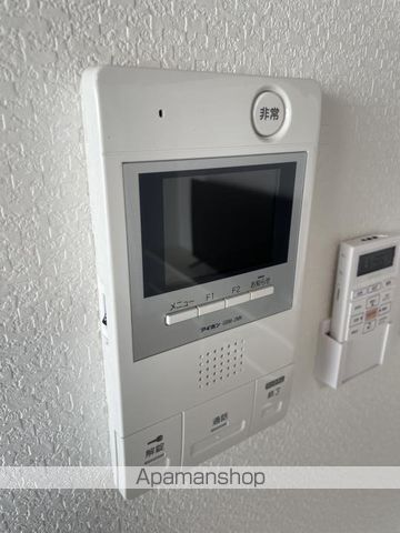 エヌエムキャトフヴァンの内装写真