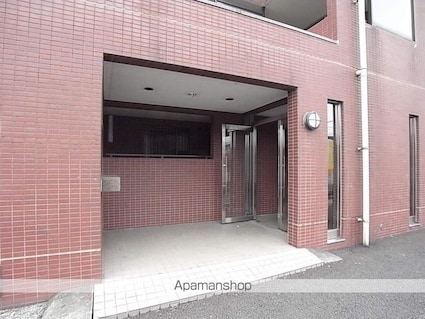 小林ハイツ[3LDK/65.27m2]のエントランス