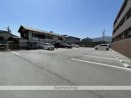 セレクトⅤ[1DK/38.7m2]の駐車場