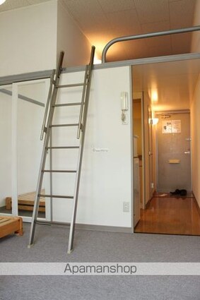 レオパレスルミエール[1K/20.28m2]の玄関