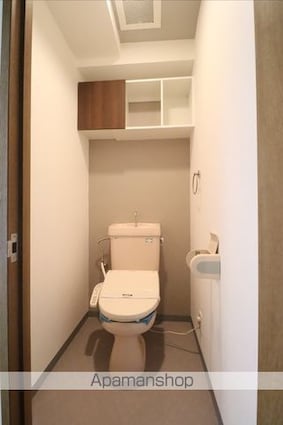 グリーンヒル上原[1LDK/66.12m2]のトイレ