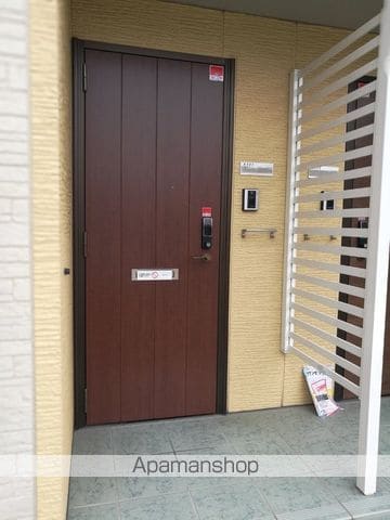 サンヒルズ愛坂 A棟の玄関写真