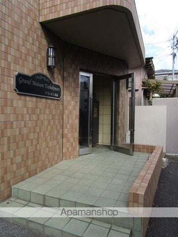 グランメゾン椿森の玄関写真