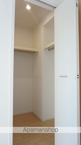 シャンドゥ フルール IVの内装写真