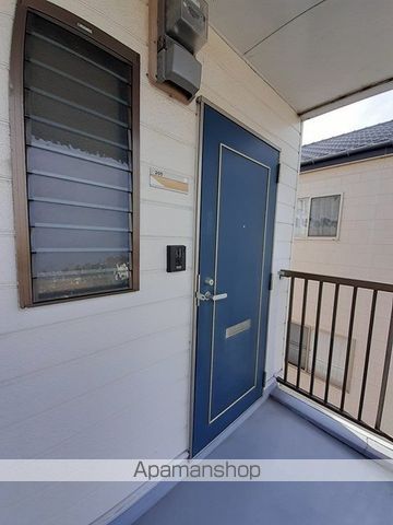 シティハイツ関園の玄関写真