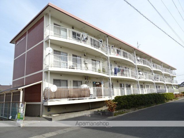 上島マンションの外観写真