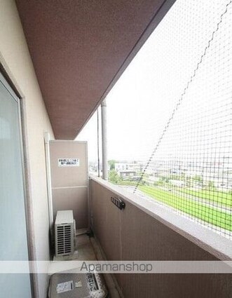 ＬＵＭＩＥＲＥ[1K/31.59m2]のバルコニー