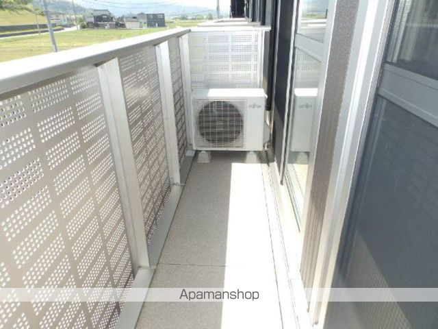 アクシスの内装写真