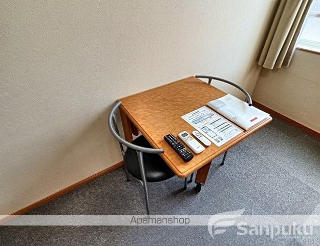 レオパレスプレミールの内装写真