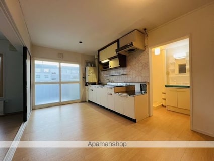 ヴィラナリー函館１号棟　（ヴィラナリーハコダテイチゴウトウ）[3DK/61.12m2]の内装2