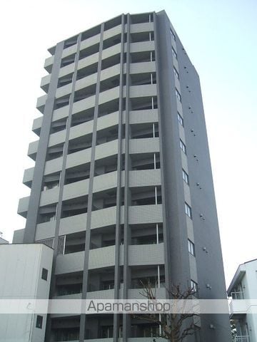 スカイコート新宿壱番館の外観写真