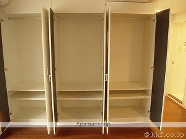 レジディア三越前の内装写真