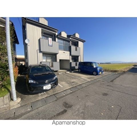 レジデンス愛65の外観写真