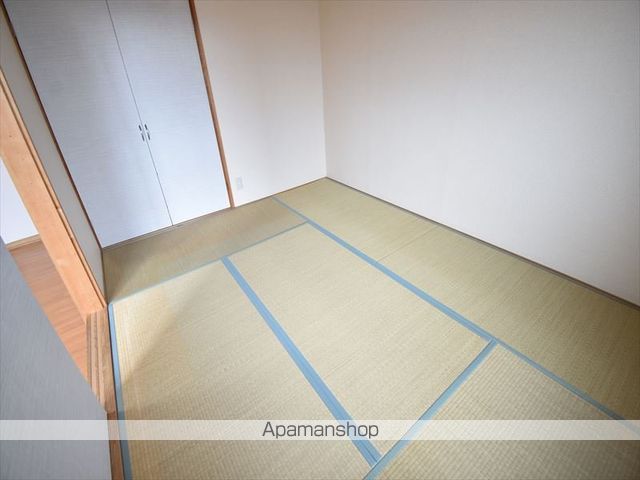 ジャストイン平岡の内装写真