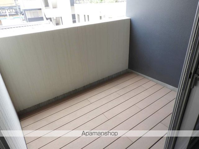 レジデンシャルヒルズインペリアルスイートの内装写真