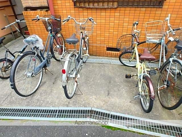 ウイング藤田の玄関写真