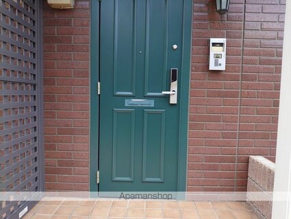 アリビオ黒田[3LDK/80.59m2]のエントランス