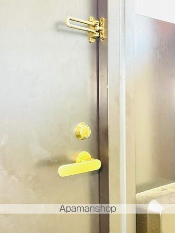 ロイヤルコート生江の内装写真