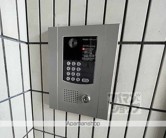 DETOMー1室町二条の玄関写真