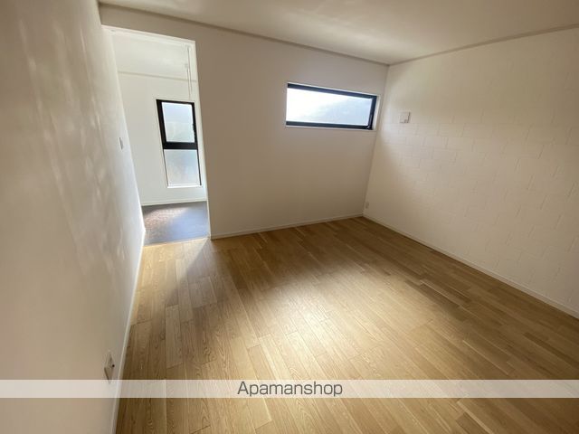 交野市森南1丁目戸建ての内装写真