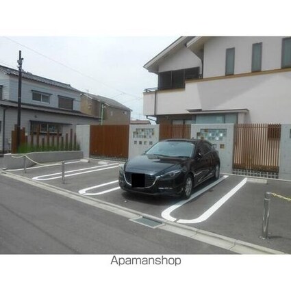 シュエットメゾン[1LDK/40.49m2]の駐車場