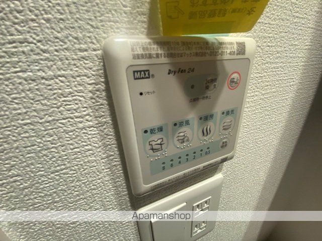 セレニテ東梅田アリエの内装写真