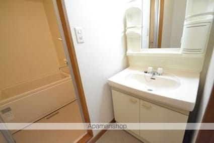 ヴィラ・ウィステリア[2LDK/60.15m2]の洗面所