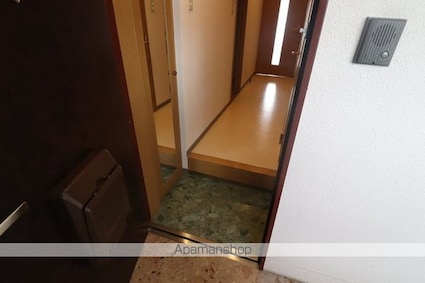 ラ・プティット・ファデット[1K/30.96m2]の玄関