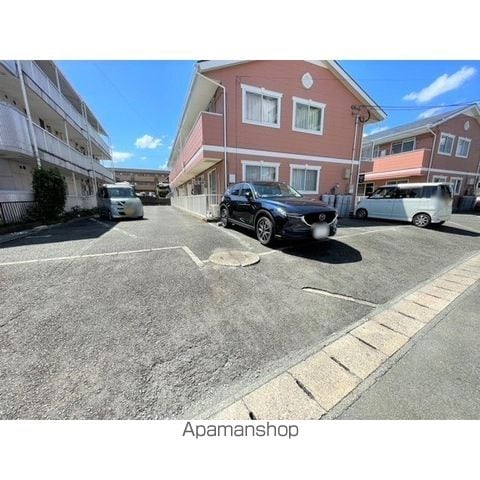 LALA保田窪の外観写真