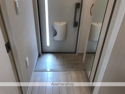 ハレカピリナ新涯[2LDK/53.74m2]の玄関