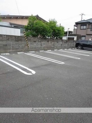 ルミナス名東　Ⅱ[1LDK/47.08m2]の駐車場2