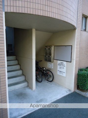 クレールいわたの玄関写真