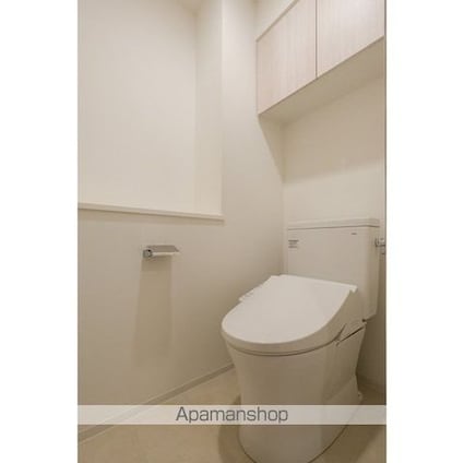 コンフォリア・リヴ豊洲キャナル[3LDK/71.57m2]のトイレ