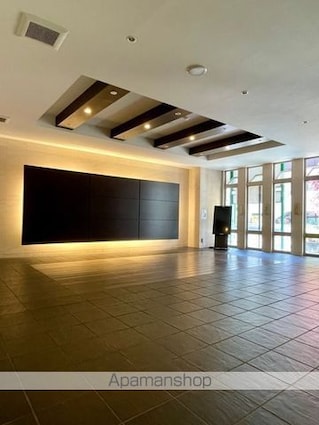 レジディア上野御徒町[1R/31.21m2]のエントランス1