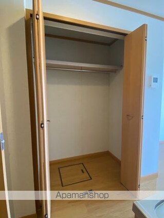 カサデプラシードⅡ[1K/33.15m2]の収納