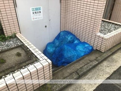 メゾン・ド・マニエール[1R/15.2m2]の共用部2