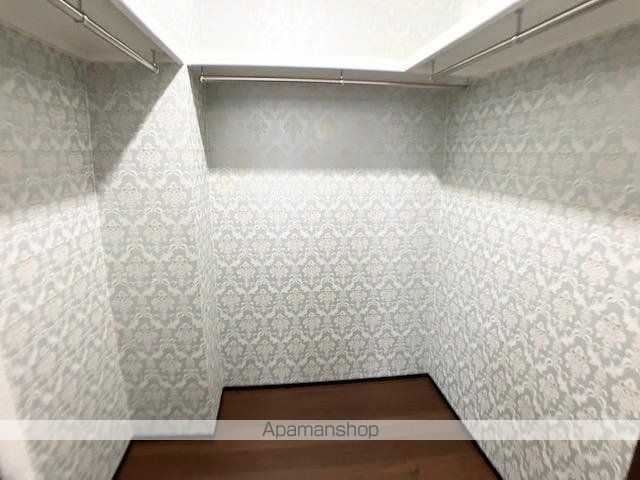 MODERN DECOの内装写真