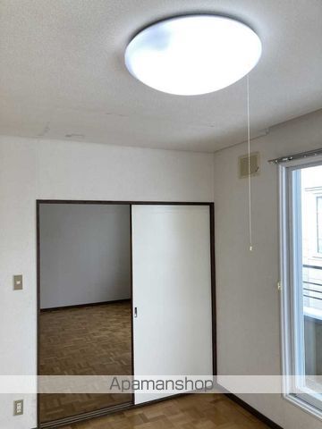 ドミ西野の内装写真