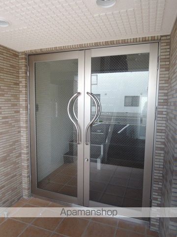 リアライズIIの玄関写真
