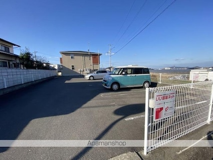 サウス・ヴィレッジＡ・Ｂ[1LDK/45.93m2]の駐車場