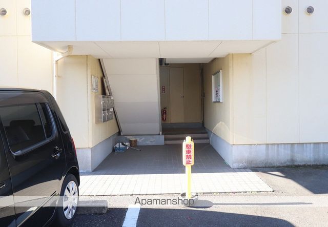 SUNMATES福田の玄関写真