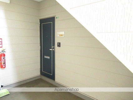 クローロンオクトスⅥ[2LDK/50.3m2]のエントランス