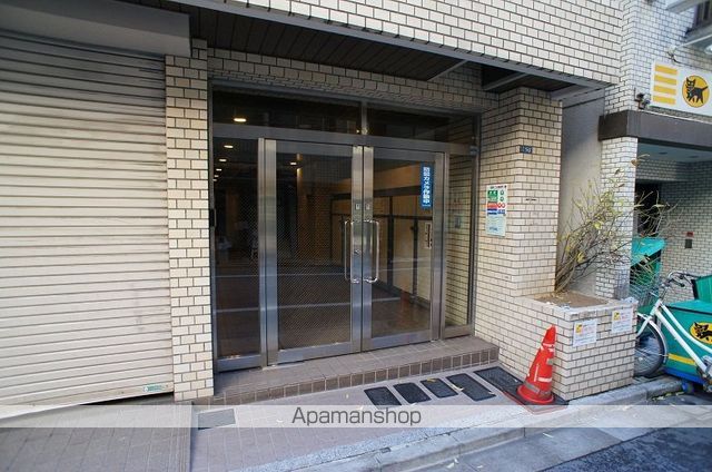 藤和新宿御苑コープの外観写真