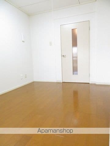 二軒茶屋グランドハイツの内装写真