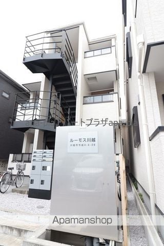 ルーモス川越の玄関写真