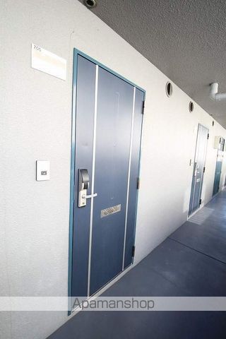 プレザントワンの玄関写真