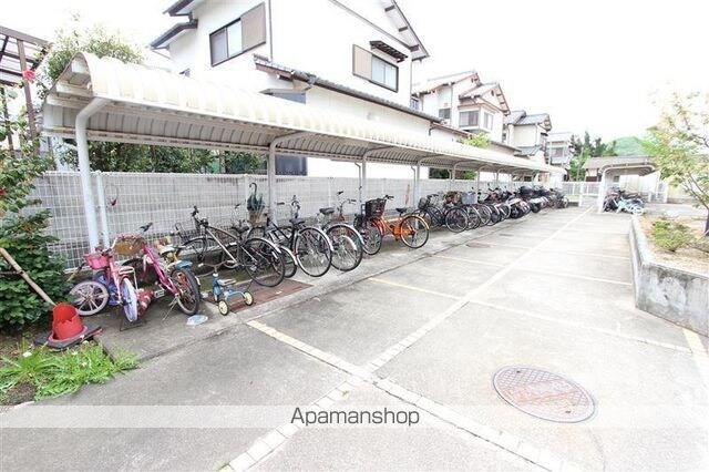 香川県高松市香西本町[2LDK/51.03m2]の共用部3