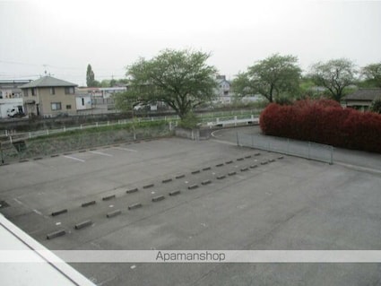 ジョイフル西藤[2LDK/56.7m2]の駐車場